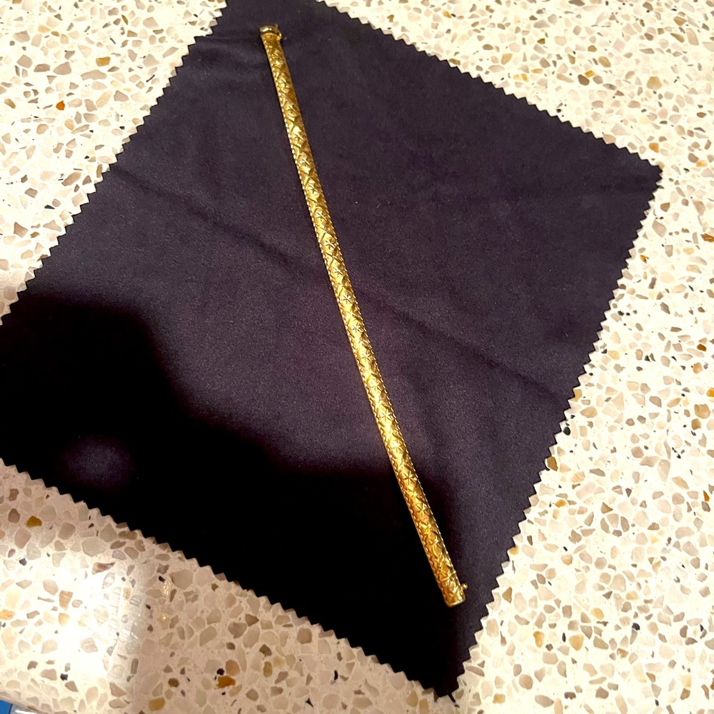 Gold bracelet